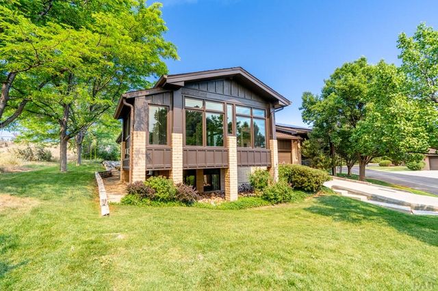 63 Country Club Village, Pueblo, CO 81008