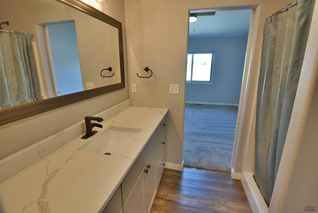 602 COPPERFIELD DR, Rapid City, SD 57703