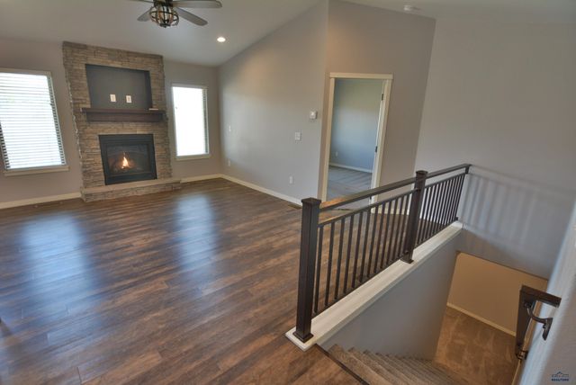 602 COPPERFIELD DR, Rapid City, SD 57703