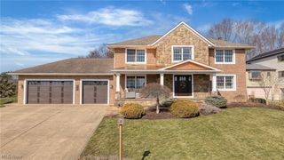 5229 Violet Knoll Avenue NE, Canton, OH 44705