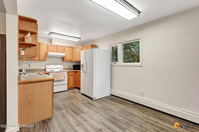 5514 Cope Street, Anchorage, AK 99518