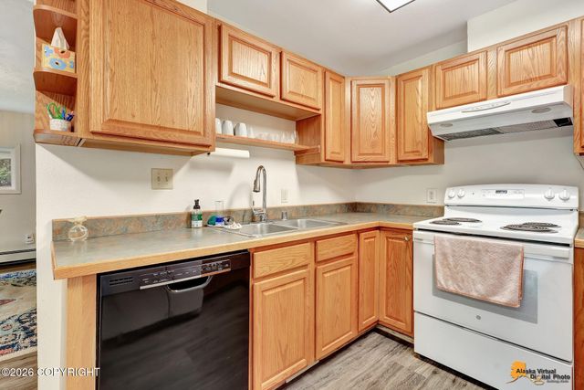 5514 Cope Street, Anchorage, AK 99518