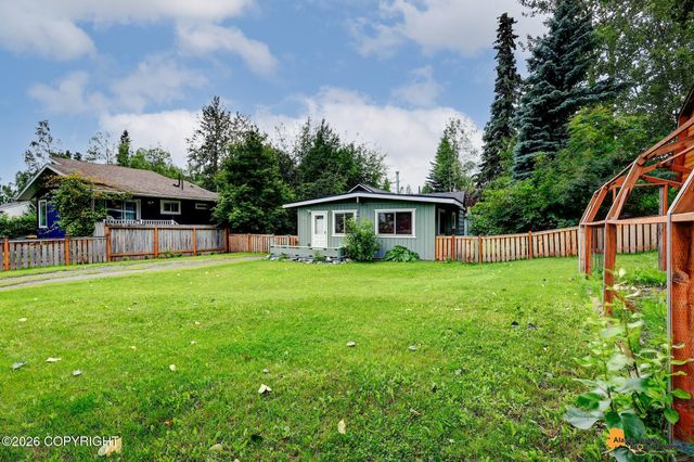 5514 Cope Street, Anchorage, AK 99518