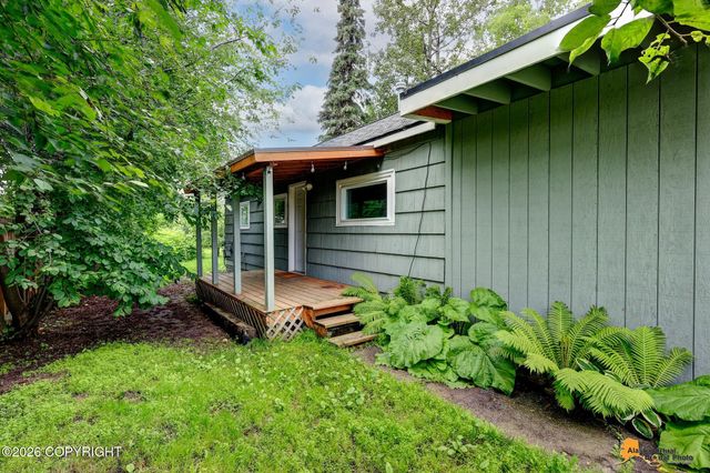 5514 Cope Street, Anchorage, AK 99518