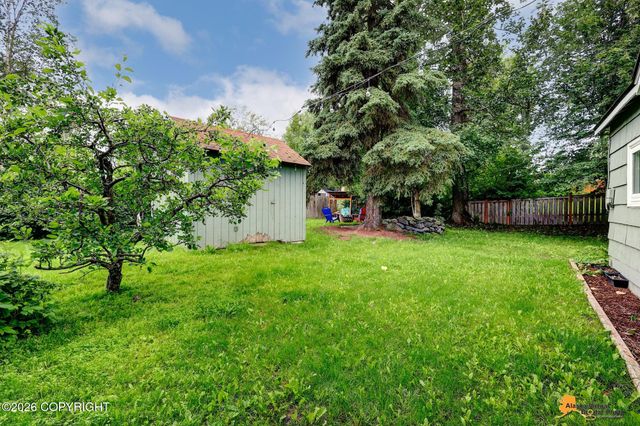 5514 Cope Street, Anchorage, AK 99518