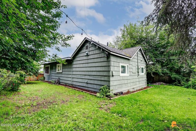 5514 Cope Street, Anchorage, AK 99518