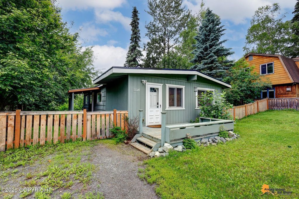 5514 Cope Street, Anchorage, AK 99518
