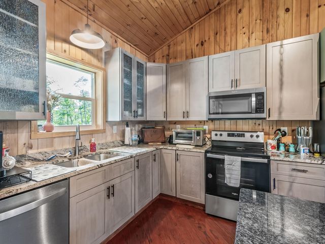 344 Lily Circle, East Point, FL 32328