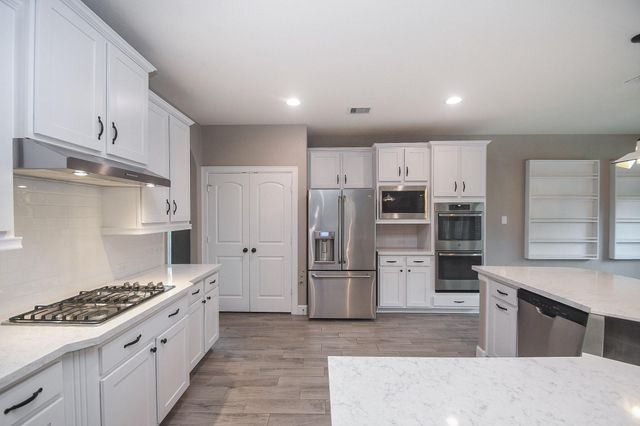 4029 Carolina Shores Lane, League City, TX 77573