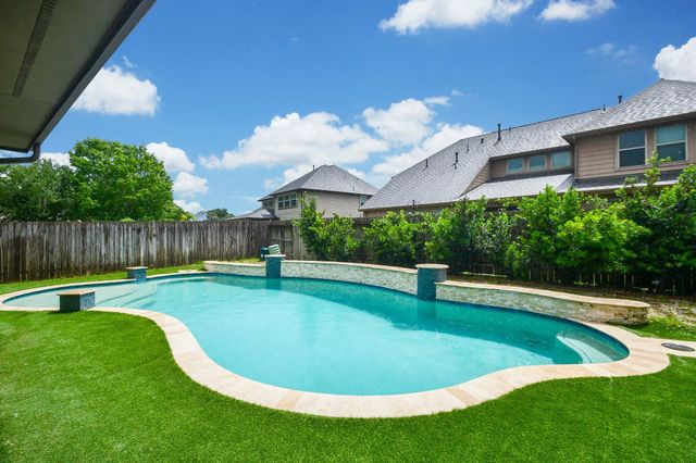 4029 Carolina Shores Lane, League City, TX 77573