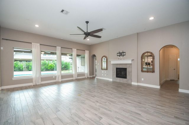 4029 Carolina Shores Lane, League City, TX 77573