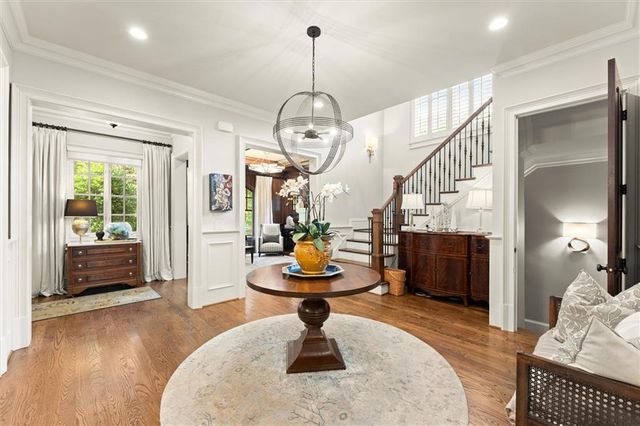 542 Hillside Drive NW, Atlanta, GA 30342