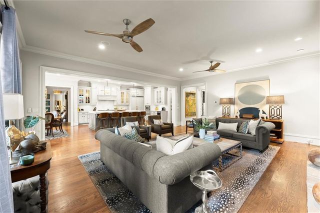 542 Hillside Drive NW, Atlanta, GA 30342