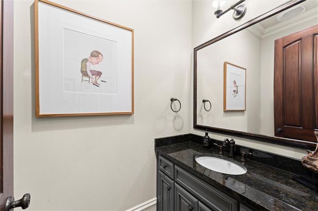 542 Hillside Drive NW, Atlanta, GA 30342