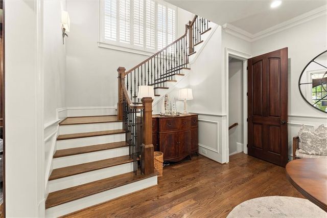 542 Hillside Drive NW, Atlanta, GA 30342