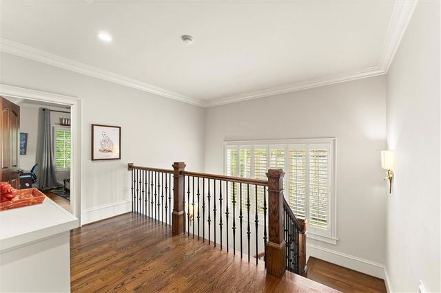 542 Hillside Drive NW, Atlanta, GA 30342