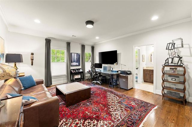 542 Hillside Drive NW, Atlanta, GA 30342