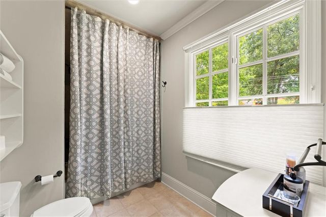 542 Hillside Drive NW, Atlanta, GA 30342