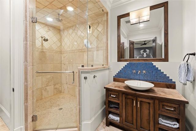 542 Hillside Drive NW, Atlanta, GA 30342