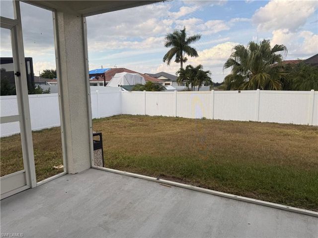 3405 NW 9th ST, Cape Coral, FL 33993