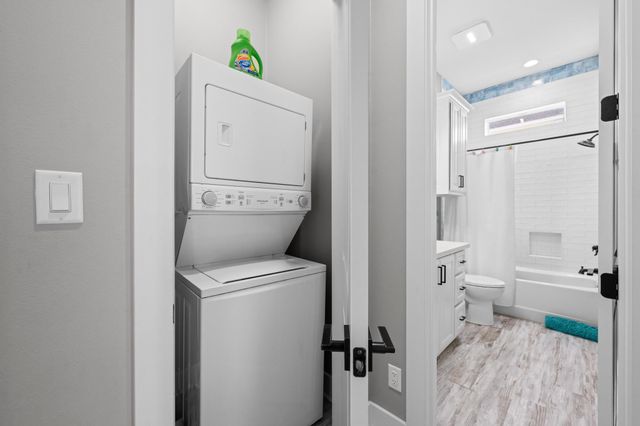 4413 Ranger Drive, Port Bolivar, TX 77650