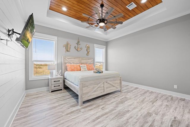 4413 Ranger Drive, Port Bolivar, TX 77650