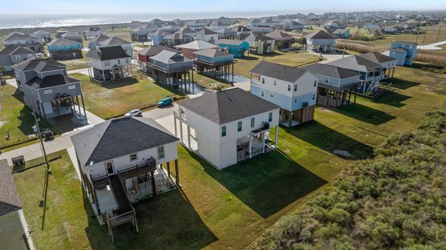 4413 Ranger Drive, Port Bolivar, TX 77650