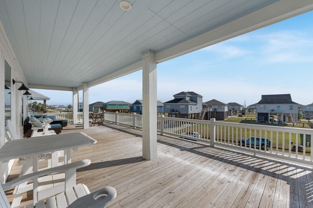 4413 Ranger Drive, Port Bolivar, TX 77650