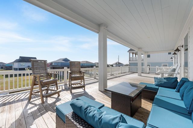 4413 Ranger Drive, Port Bolivar, TX 77650