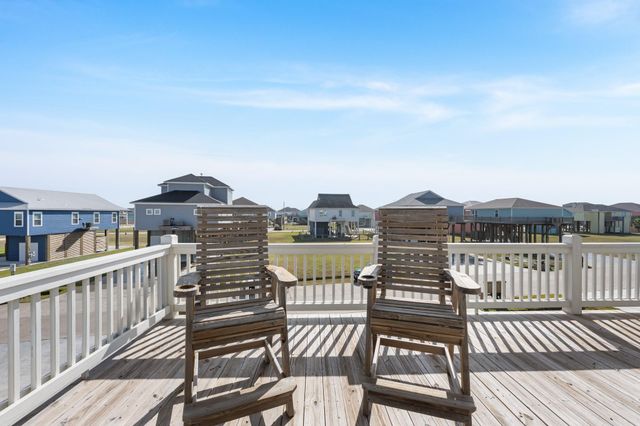 4413 Ranger Drive, Port Bolivar, TX 77650