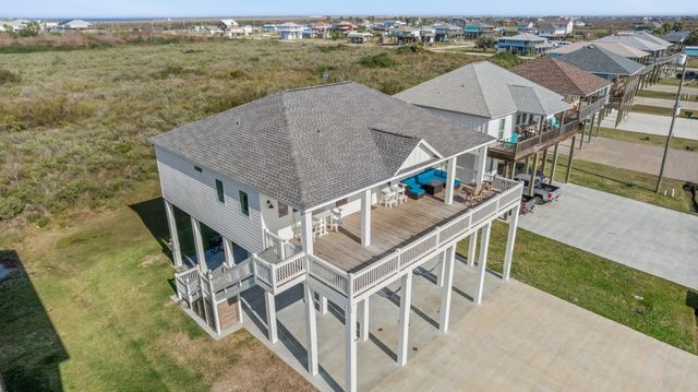 4413 Ranger Drive, Port Bolivar, TX 77650