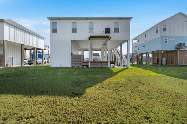 4413 Ranger Drive, Port Bolivar, TX 77650