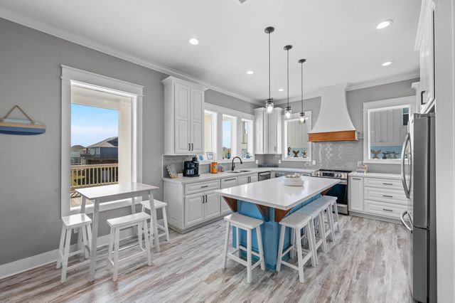 4413 Ranger Drive, Port Bolivar, TX 77650