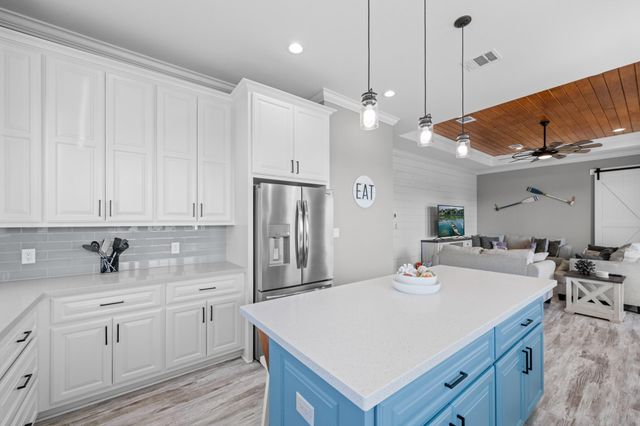 4413 Ranger Drive, Port Bolivar, TX 77650