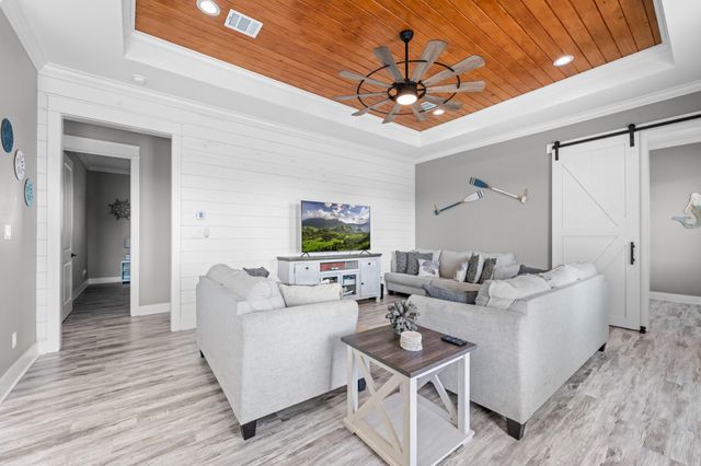 4413 Ranger Drive, Port Bolivar, TX 77650