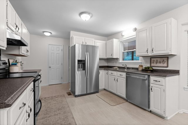 4707 Creek Point Lane, Signal Mountain, TN 37377