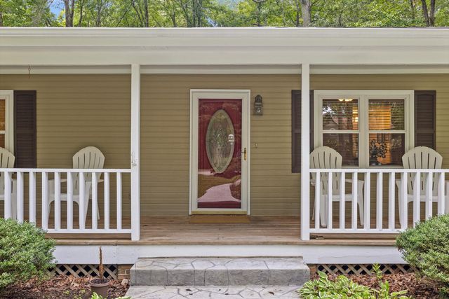 4707 Creek Point Lane, Signal Mountain, TN 37377