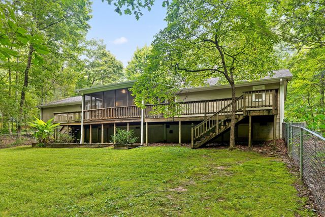 4707 Creek Point Lane, Signal Mountain, TN 37377