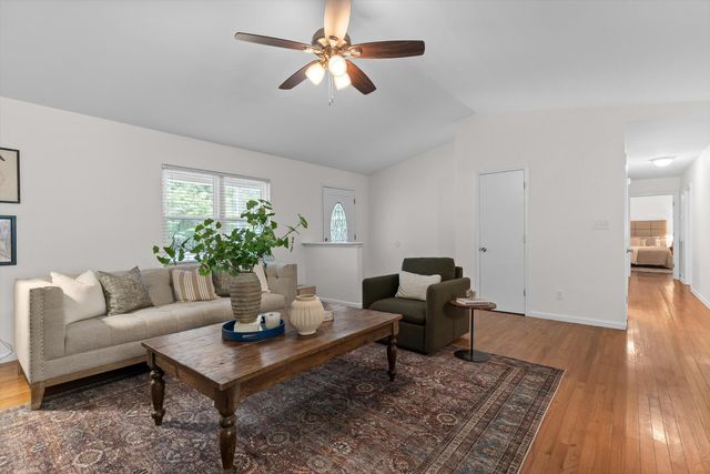 4707 Creek Point Lane, Signal Mountain, TN 37377