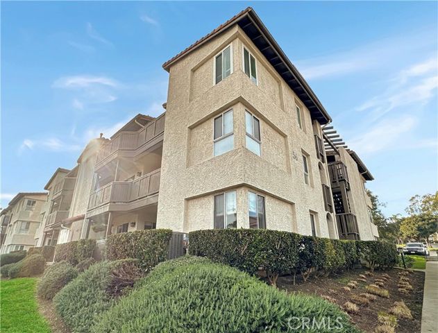 56 Corniche J, Dana Point, CA 92629