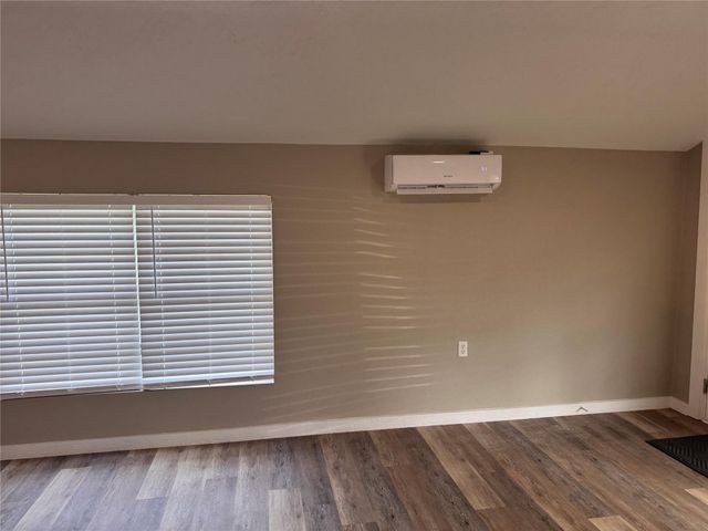 22085 Madison Street, Bedias, TX 77831