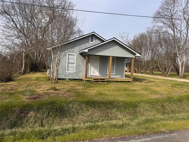 22085 Madison Street, Bedias, TX 77831