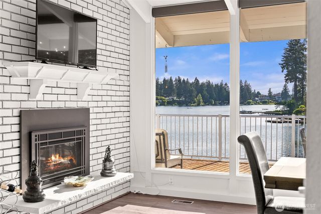 30415 28th Avenue S, Federal Way, WA 98003
