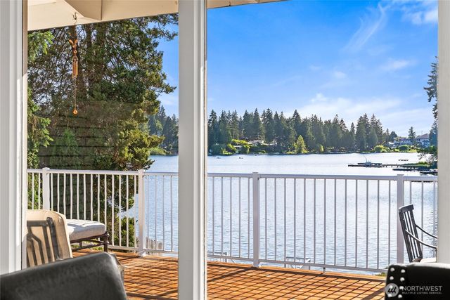 30415 28th Avenue S, Federal Way, WA 98003