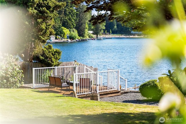 30415 28th Avenue S, Federal Way, WA 98003