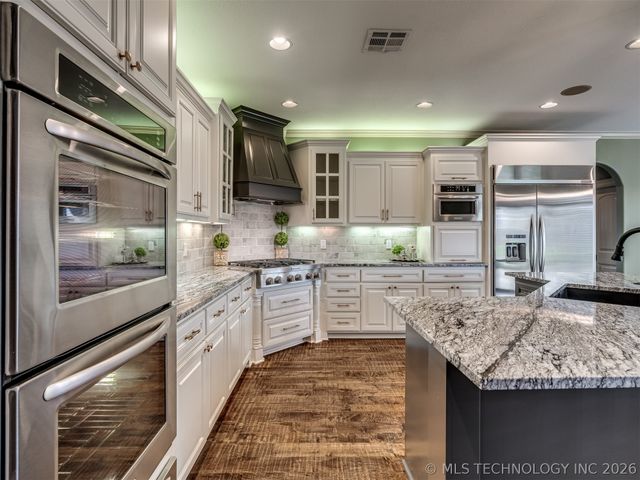 224 E 127th Court, Jenks, OK 74037