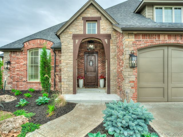 224 E 127th Court, Jenks, OK 74037