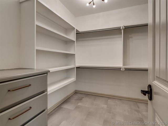 224 E 127th Court, Jenks, OK 74037