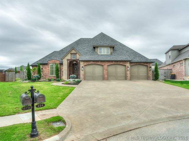 224 E 127th Court, Jenks, OK 74037