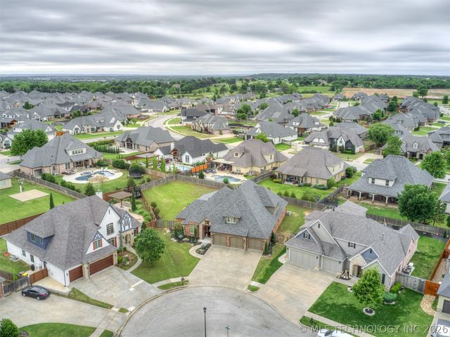 224 E 127th Court, Jenks, OK 74037